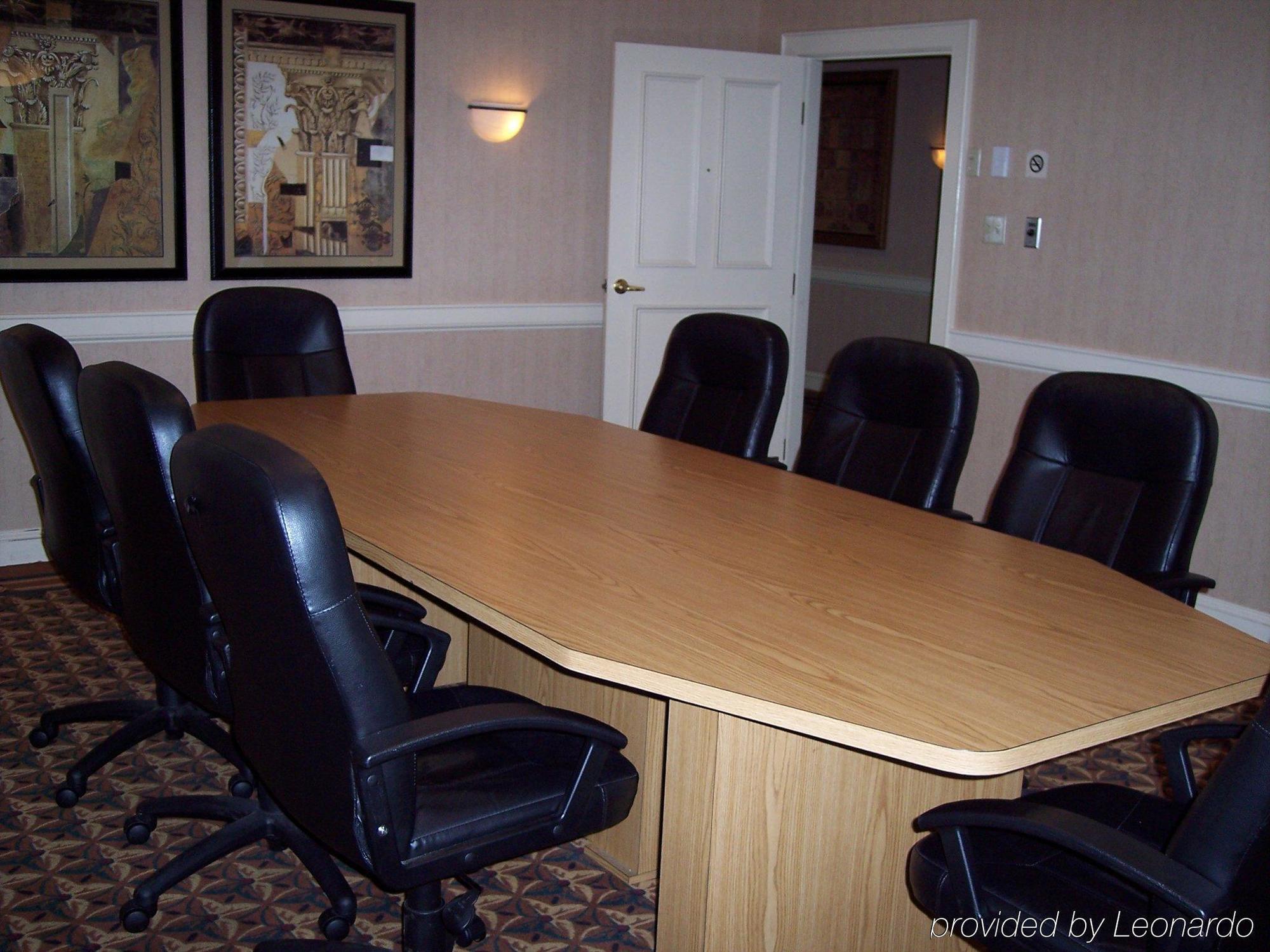Holiday Inn Johnstown-Gloversville Удобства фото